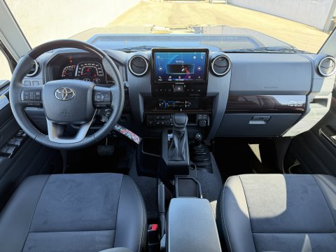 Toyota Land Cruiser 2025 GRJ76 V6 4.0L 228cv 40ème anniversaire