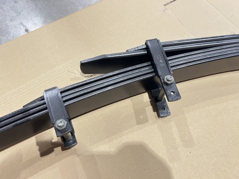 Lame de suspension arrière +50mm medium Toyota Hilux Revo DTC Parts