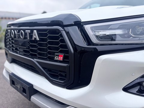 TOYOTA HILUX 2025 GR SPORT Z 4.0L