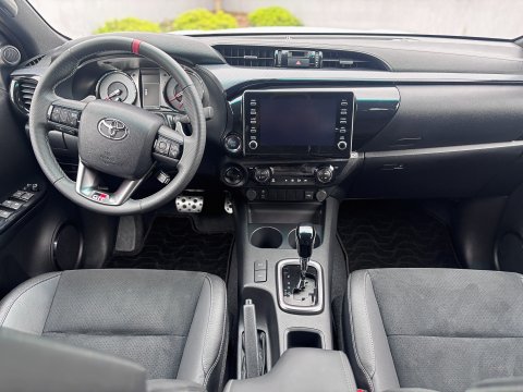 TOYOTA HILUX 2025 GR SPORT Z 4.0L