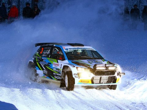 Accessoire montage Lazer Rally Corner Pod Skoda gauche