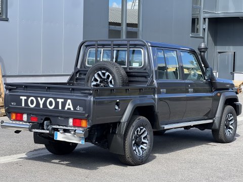 TOYOTA LAND CRUISER GRJ79 DBL-CAB 2026 V6 4.0L 228CV