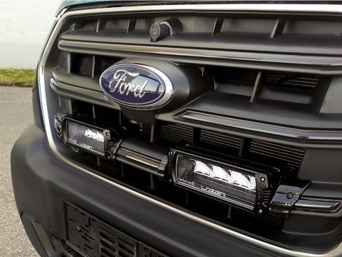 Kit intégration calandre Lazer Ford Transit (2019+) - Triple-R 750 BCN
