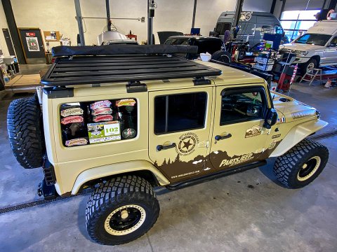 Kit galerie Rhino Rack Pioneer 6 1800x1430mm avec pieds RCL Jeep Wrangler JK 2011-2019