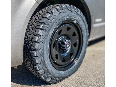 Jante acier Triangular noire 7x17 5x120 Volkswagen Transporter T5 T6 N4-Offroad