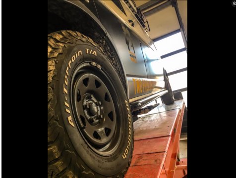 Jante acier Triangular noire 7x16 5x120 Volkswagen Transporter T5 T6 N4-Offroad