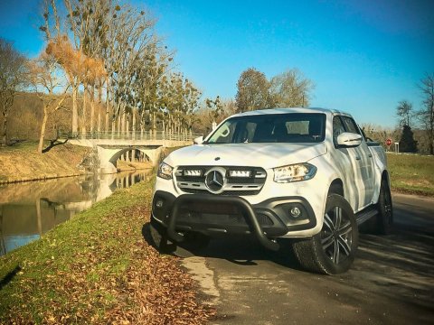 Kit intégration calandre Lazer Mercedes X-Class (2017-2020) - Triple-R 750