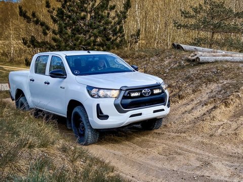 Kit intégration calandre Lazer Toyota Hilux (Active Icon and Invincible Models) (2021+)