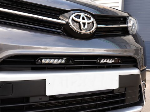 Kit seul Lazer Toyota Proace (2016-2023) - Bumper Beam Mounting Kit pour Linear-6 / Linear-18