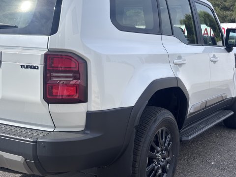 TOYOTA PRADO 2026 TJA250 2.4L 279cv