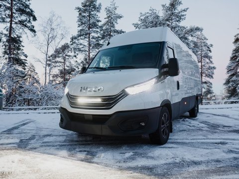 Kit intégration calandre Lazer Iveco Daily (2024+) - Linear-18 Elite