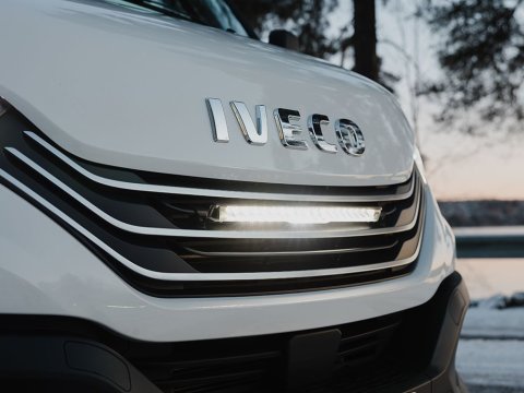 Kit intégration calandre Lazer Iveco Daily (2024+) - Linear-18 Elite