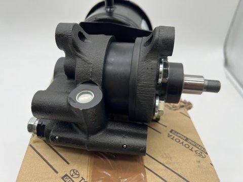 Pompe de direction assistée Land Cruiser BJ42 BJ46