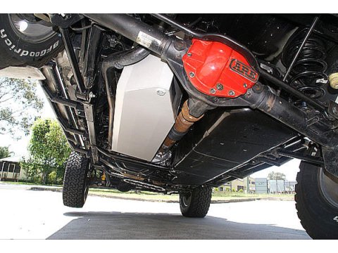 TANK JK 4DR PENTASTAR 12ON 68L