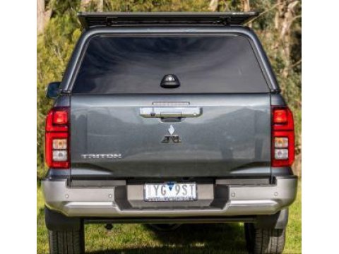 Hard top ARB Classic Plus Smooth avec vitres latérales coulissantes pour Mitsubishi L200 Double Cab 2024+