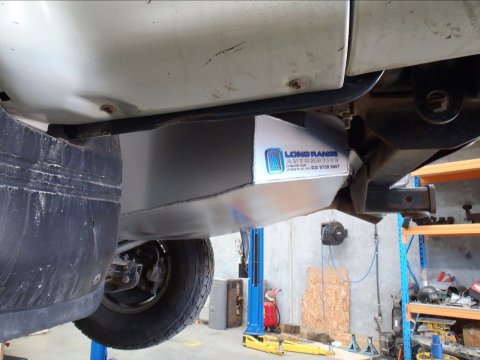 Réservoir de remplacement LRA 140L Mitsubishi Pajero V6 3.0