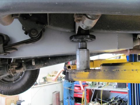Réservoir de remplacement LRA 110L Toyota Hilux 169 Essence