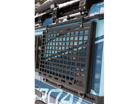 Plaque MOLLE N4-Offroad aile arrière Gauche pour Ineos Grenadier