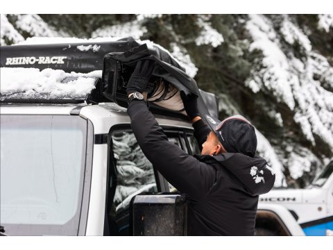 Auvent autoportant latéral Batwing 2.2m 180° Rhino Rack