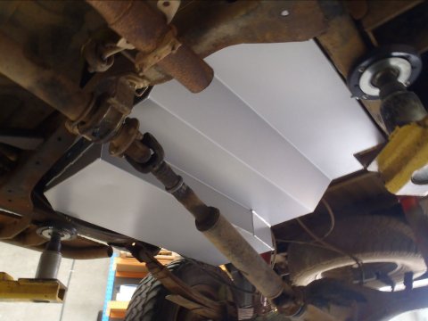 Réservoir de remplacement LRA 130L Toyota Hilux 65