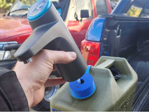 Robinet électrique rechargeable pour jerrycan d’eau