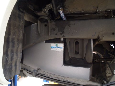 Réservoir de remplacement LRA 145L Nissan Navara D40