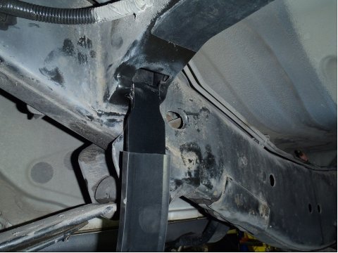 Réservoir de remplacement LRA 145L Nissan Navara D40