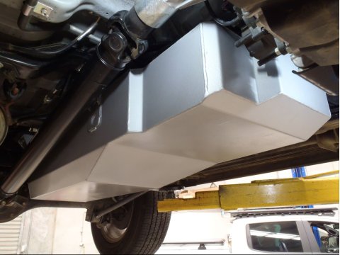 Réservoir de remplacement LRA 120L Isuzu MU X
