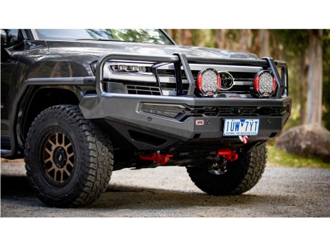 Pare-chocs avant acier ARB Summit Bullbar Toyota Land Cruiser 300 2021+