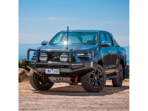 Pare-chocs avant acier ARB Summit MKII Bullbar Toyota Hilux Revo 2024+
