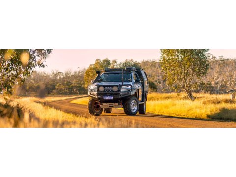 Pare-chocs avant acier ARB Summit MKII Bullbar Toyota Hilux Travo