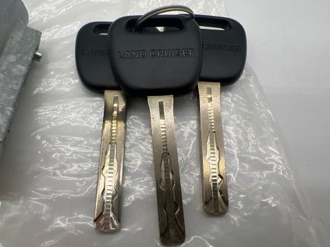 Barillet de neiman HDJ80 avec clefs