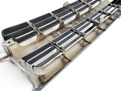 Calandre chromée TOYOTA pour HDJ80 12s
