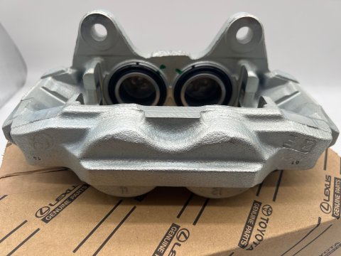 Etrier de frein avant droit pour Land Cruiser KDJ15