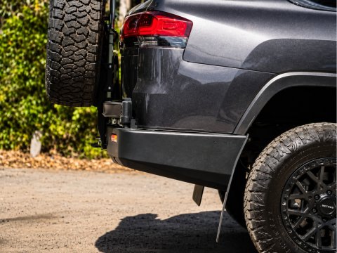 Porte roue de secours droit Kaymar Toyota pour Land Cruiser 300