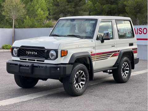 Toyota Land Cruiser GRJ71 40E ANNIVERSAIRE VX V6 4.0L 228CV