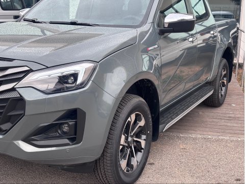 ISUZU D-MAX 2026 PRESTIGE CREW 2.2L 164CV