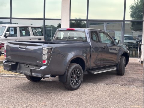 ISUZU D-MAX 2026 NITRO SPORT SPACE 2.2L 164CV