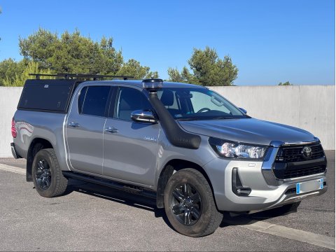 TOYOTA HILUX LEGENDE DOUBLE CABINE GRIS 2026 2.8l D4D 204cv