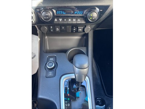 TOYOTA HILUX LEGENDE DOUBLE CABINE GRIS 2026 2.8l D4D 204cv