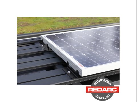 Kit de supports Redarc pour panneau solaire sur plateforme Rhino-Rack Pioneer