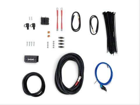 Kit de câblage Redarc pour chargeur DC-DC 40 50 A installation à l’arrière du véhicule