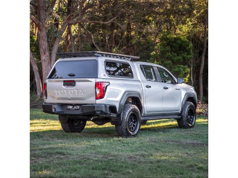 Hard top ARB Classic avec vitres latérales coulissantes pour Toyota Hilux Double Cabine 2026+