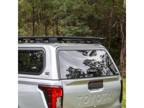 Hard top ARB Classic avec vitres latérales relevables pour Toyota Hilux Double Cabine 2026+