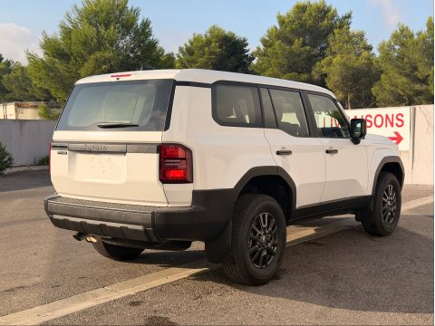 Toyota Land Cruiser 2026 PRADO TJA250 2.4L URBAN 279CV