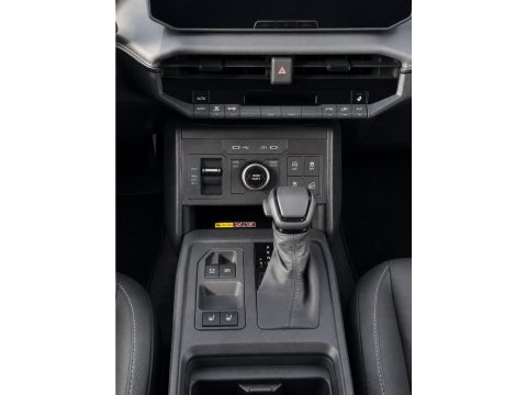 TOYOTA HILUX TRAVO 2026 STYLE DBL-CAB 2.8L 204CV