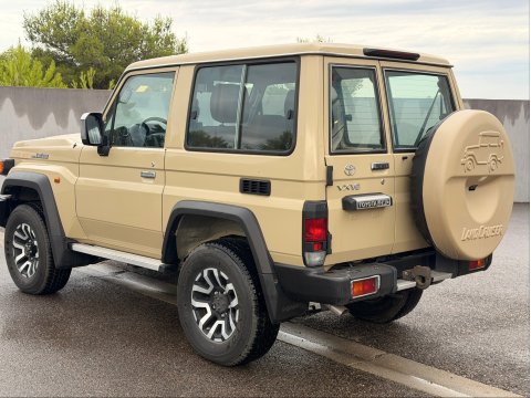 Toyota Land Cruiser GRJ71 40E ANNIVERSAIRE VX V6 4.0L 228CV