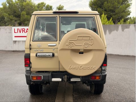 Toyota Land Cruiser GRJ71 40E ANNIVERSAIRE VX V6 4.0L 228CV