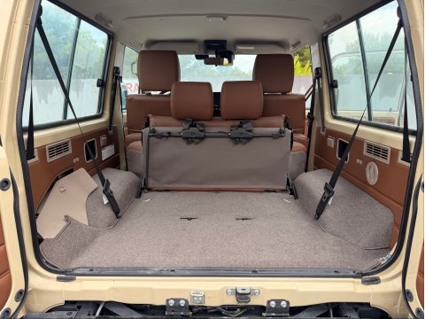 Toyota Land Cruiser GRJ71 40E ANNIVERSAIRE VX V6 4.0L 228CV