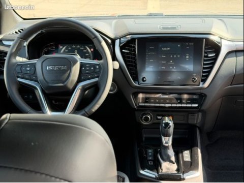 ISUZU D-MAX 2026 PRESTIGE CREW 2.2L 164CV